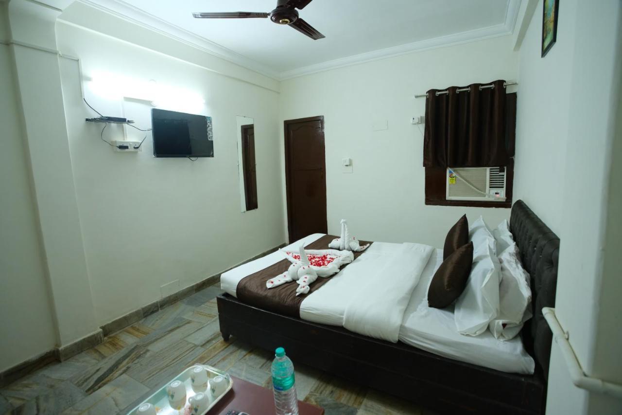 Ganesh Guest House Ченай Екстериор снимка