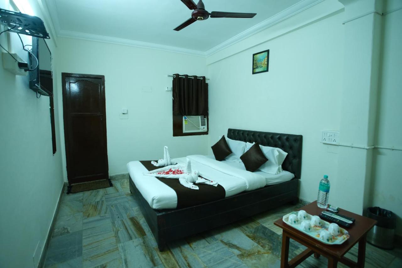 Ganesh Guest House Ченай Екстериор снимка