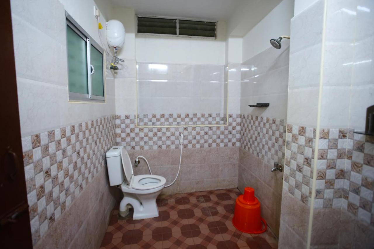 Ganesh Guest House Ченай Екстериор снимка