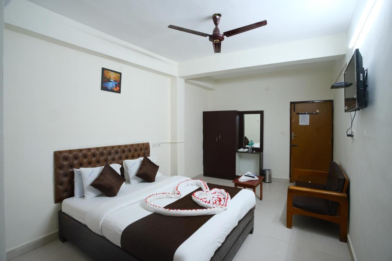 Ganesh Guest House Ченай Екстериор снимка